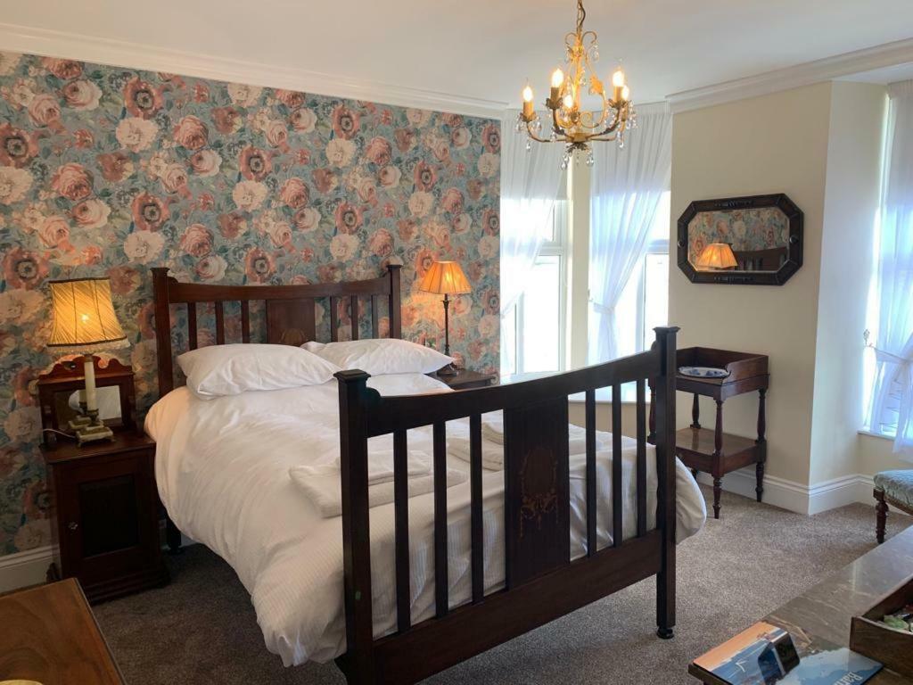 The Royal Barmouth